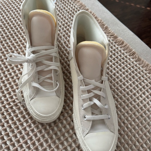 Converse White Cream Canvas High-Top Sneakers - Picture 2 of 9